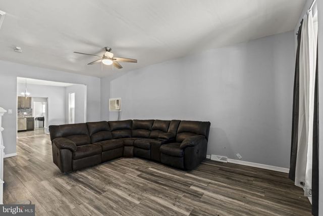 226 PARKER AVE, Oaklyn, NJ 08107
