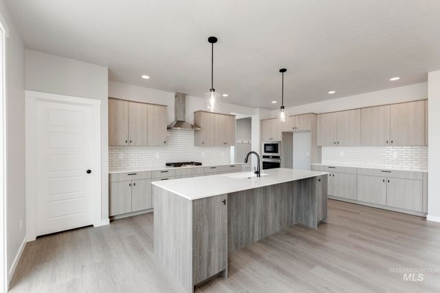 5333 W Yarnell St, Eagle, ID 83616