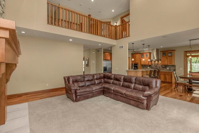 908 87th Avenue, Hudson, WI 54016