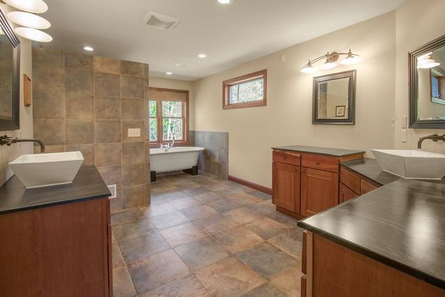 908 87th Avenue, Hudson, WI 54016