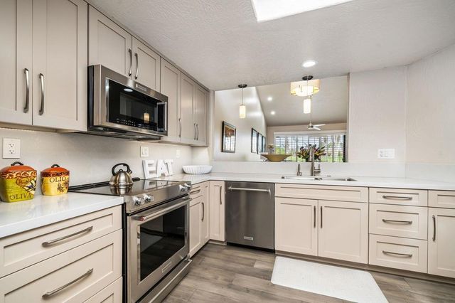 38659 Nasturtium Way, Palm Desert, CA 92211