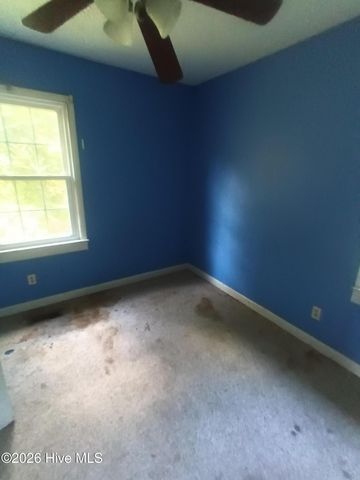 165 Shaw Road, Wallace, NC 28466