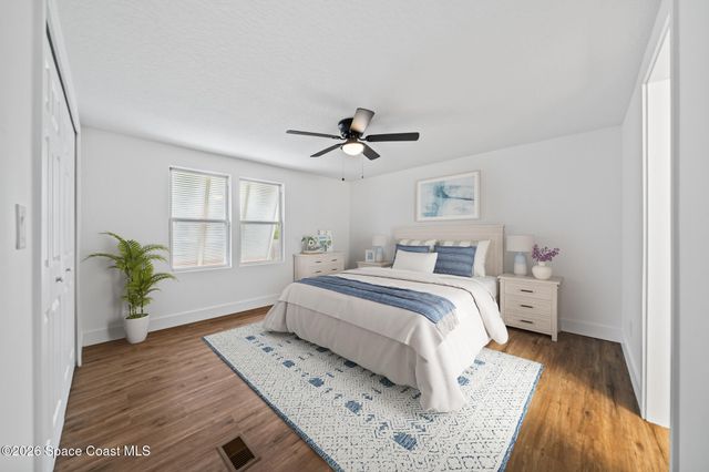 935 Falcon Drive, Micco, FL 32976