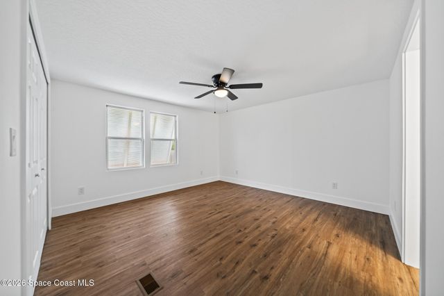 935 Falcon Drive, Micco, FL 32976