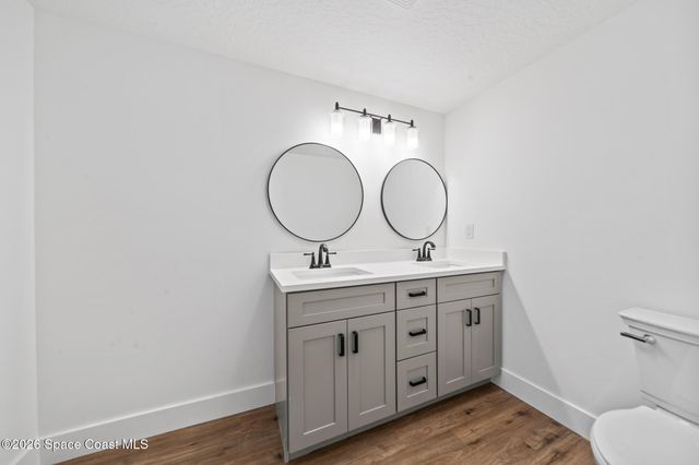 935 Falcon Drive, Micco, FL 32976