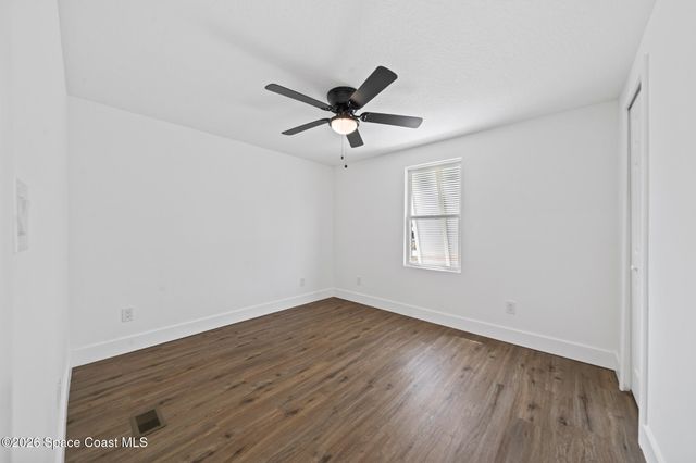 935 Falcon Drive, Micco, FL 32976