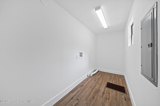 935 Falcon Drive, Micco, FL 32976