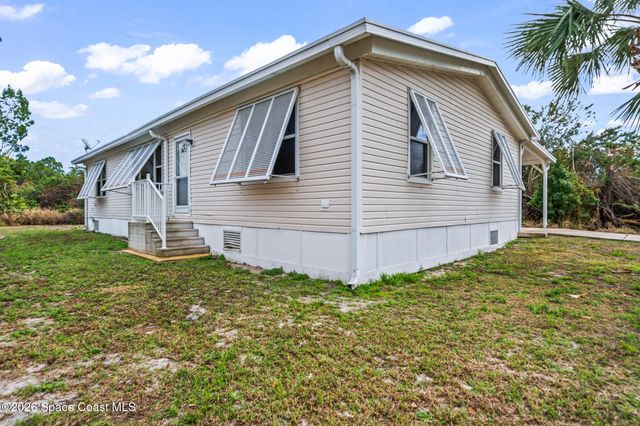 935 Falcon Drive, Micco, FL 32976