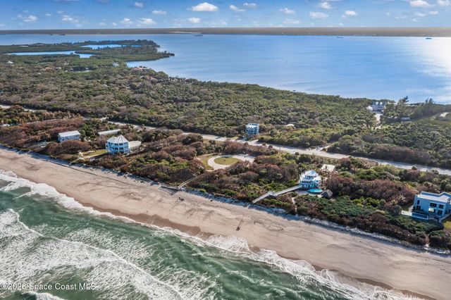 935 Falcon Drive, Micco, FL 32976