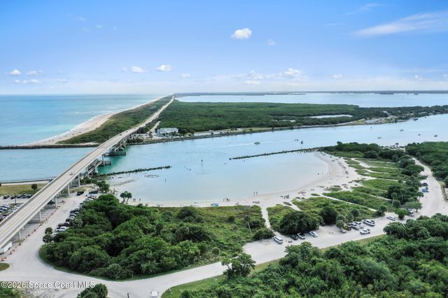 935 Falcon Drive, Micco, FL 32976