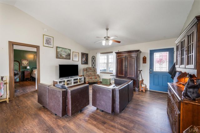 401 Reedy Spring Road, Spout Spring, VA 24593