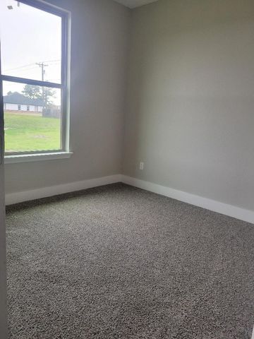 905 Harbor Point Road, Gun Barrel City, TX 75156
