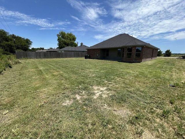 905 Harbor Point Road, Gun Barrel City, TX 75156