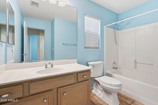 1561 E BLACK DIAMOND Drive, Gilbert, AZ 85296