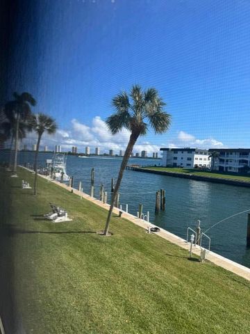 100 Paradise Harbour Boulevard 212, North Palm Beach, FL 33408