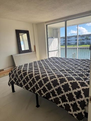 100 Paradise Harbour Boulevard 212, North Palm Beach, FL 33408