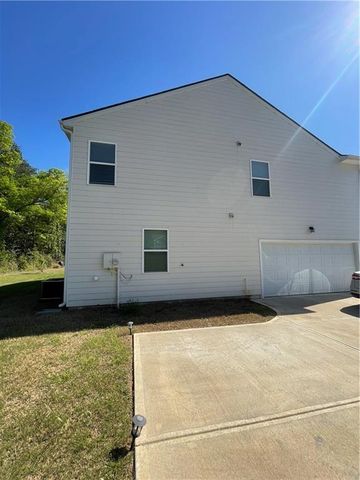 205 Sullivan Street, Hampton, GA 30228