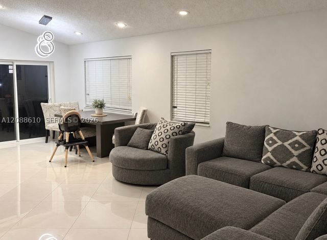 7384 Granada Way, Margate, FL 33063