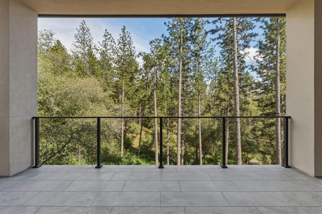 1455 Lodge View Dr, Meadow Vista, CA 95722