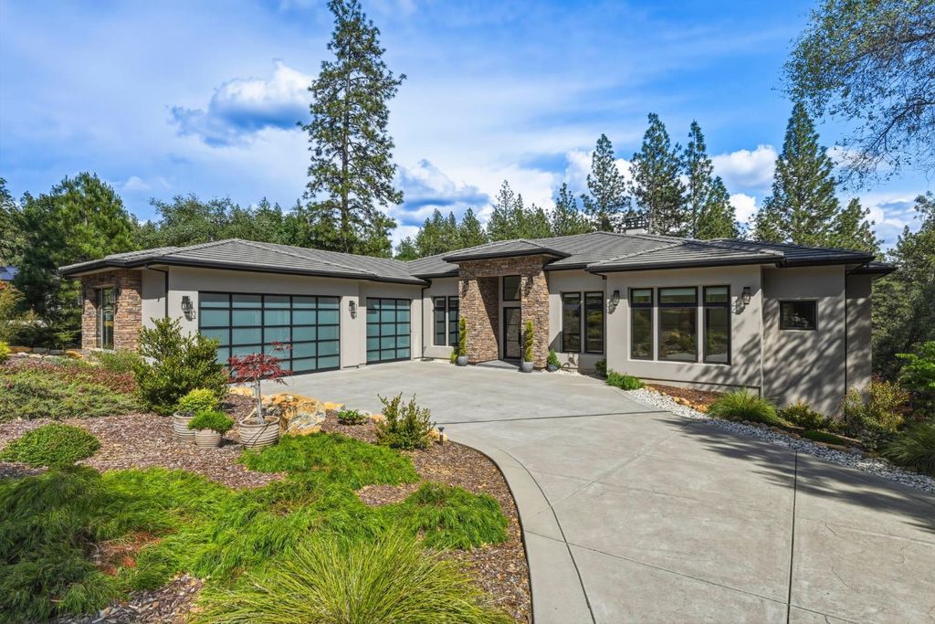 1455 Lodge View Dr, Meadow Vista, CA 95722