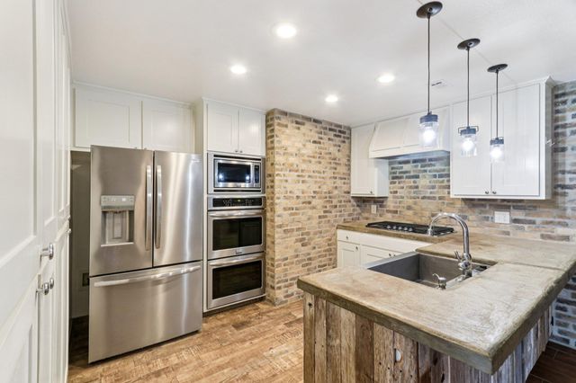 24369-2 Bingham Creek RD 12, Leander, TX 78641