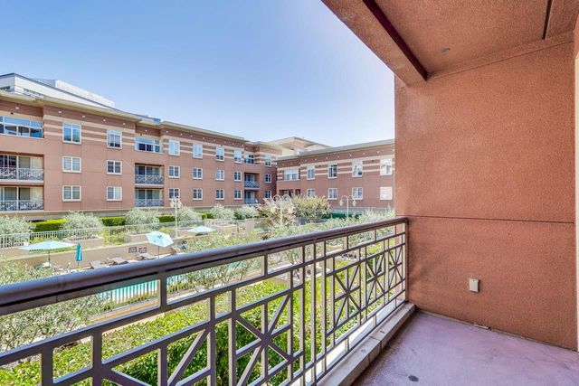 130 E San Fernando Street 407, San Jose, CA 95112