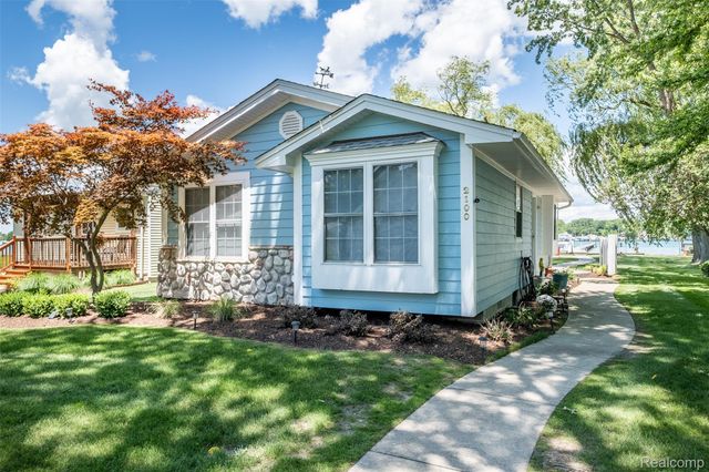 2100 N Channel Drive, Clay Township, MI 48028