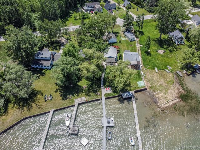 2100 N Channel Drive, Clay Township, MI 48028
