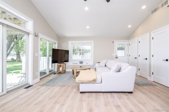 2100 N Channel Drive, Clay Township, MI 48028