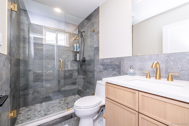 2100 N Channel Drive, Clay Township, MI 48028