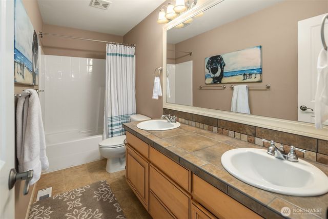 12902 194th Avenue Ct E, Bonney Lake, WA 98391