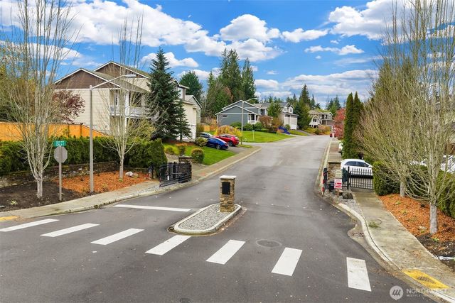 12902 194th Avenue Ct E, Bonney Lake, WA 98391