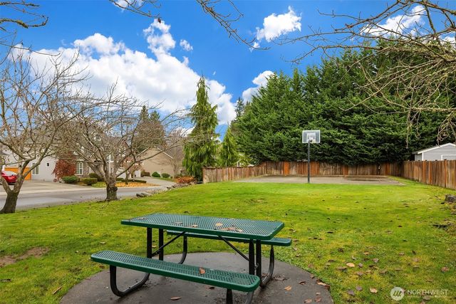 12902 194th Avenue Ct E, Bonney Lake, WA 98391