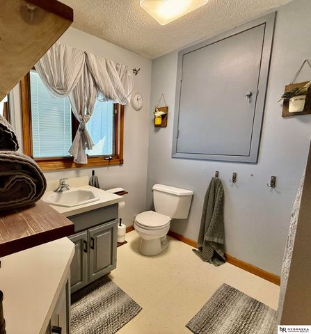 1641 W B Street, Lincoln, NE 68522