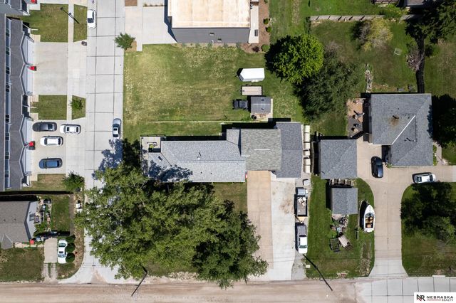 1641 W B Street, Lincoln, NE 68522