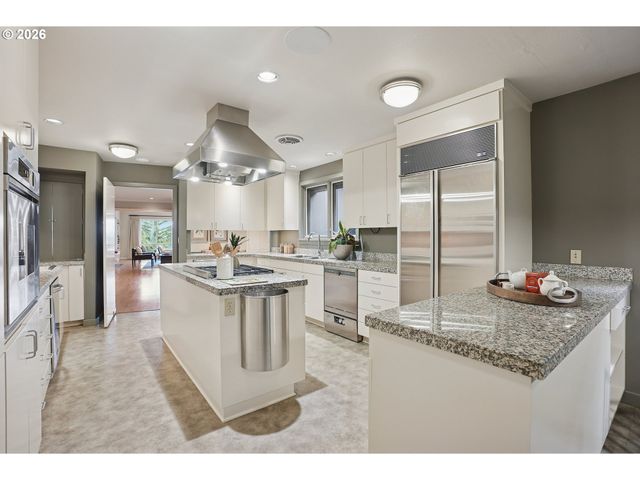 1776 Sw MONTGOMERY Dr, Portland, OR 97201