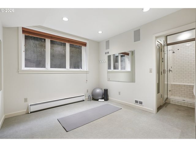 1776 Sw MONTGOMERY Dr, Portland, OR 97201