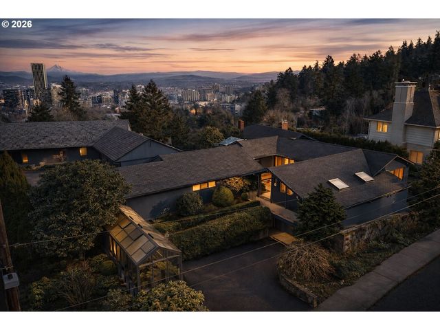 1776 Sw MONTGOMERY Dr, Portland, OR 97201