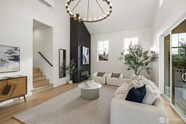 9003 30th Avenue SW, Seattle, WA 98126