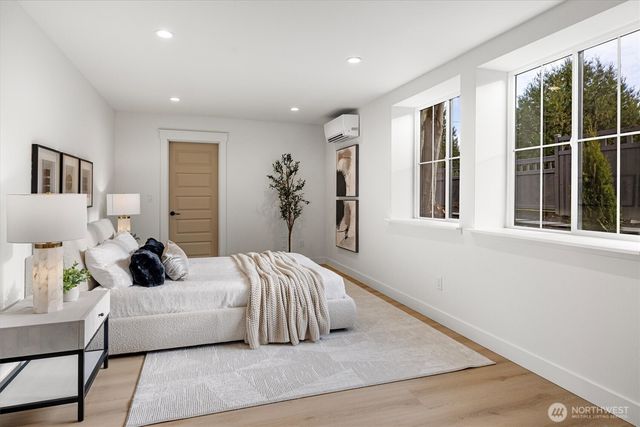 9003 30th Avenue SW, Seattle, WA 98126