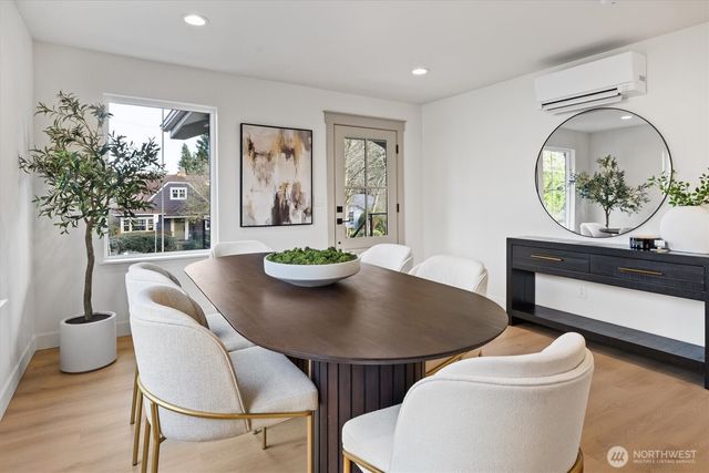 9003 30th Avenue SW, Seattle, WA 98126