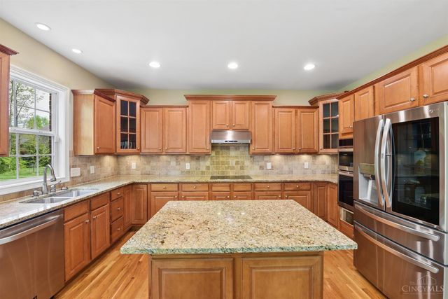 325 Eastbury Drive, Loveland, OH 45140