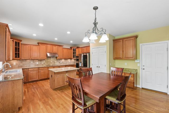 325 Eastbury Drive, Loveland, OH 45140
