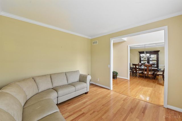 325 Eastbury Drive, Loveland, OH 45140
