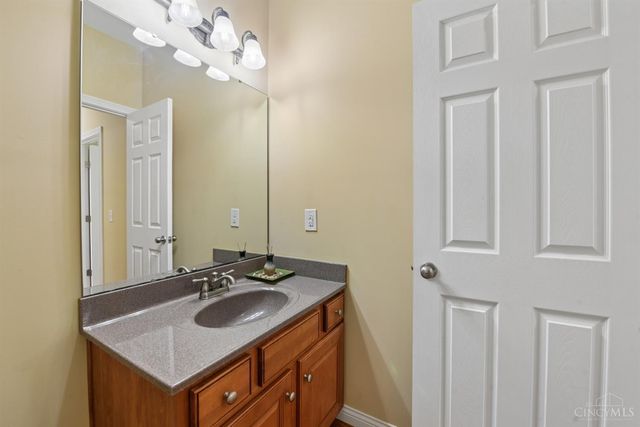 325 Eastbury Drive, Loveland, OH 45140