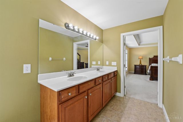 325 Eastbury Drive, Loveland, OH 45140