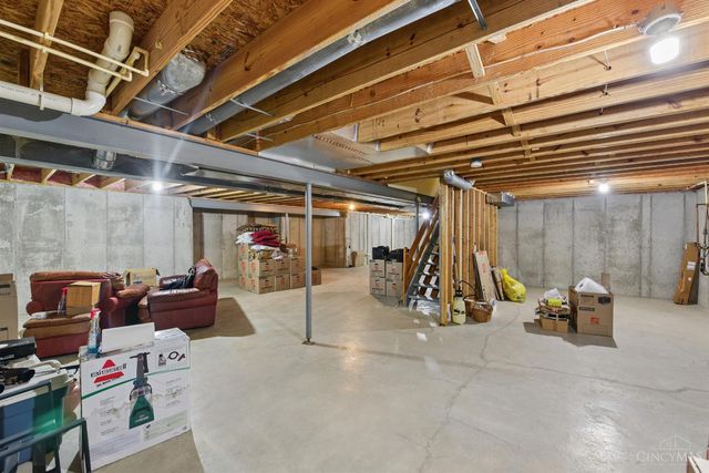 325 Eastbury Drive, Loveland, OH 45140