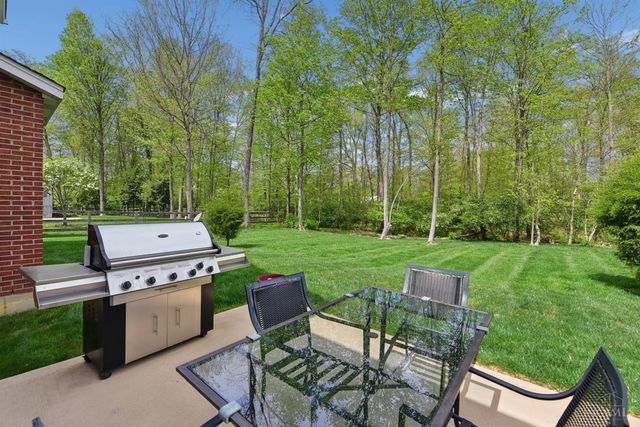 325 Eastbury Drive, Loveland, OH 45140