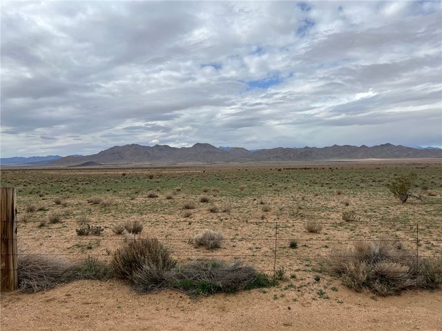 9597 N Tall Tree Drive, Kingman, AZ 86401