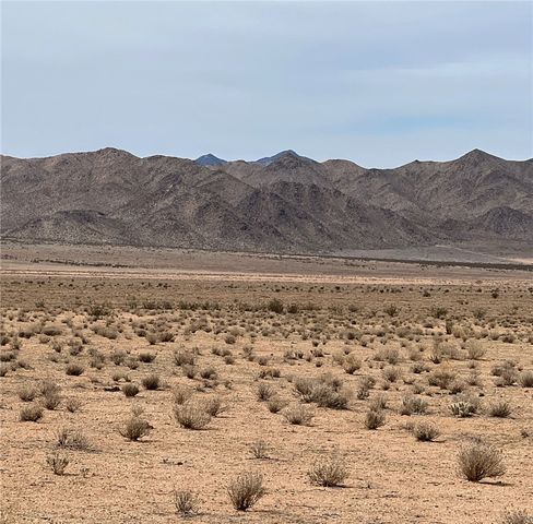 9597 N Tall Tree Drive, Kingman, AZ 86401